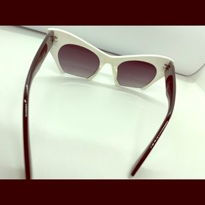 Cat eye sunglasses black and white